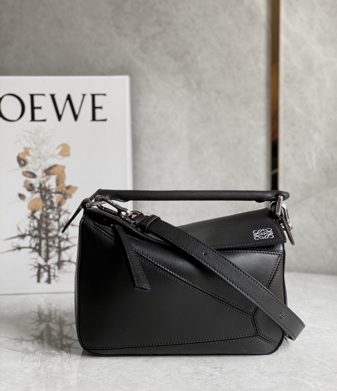 Loewe Handbags 3